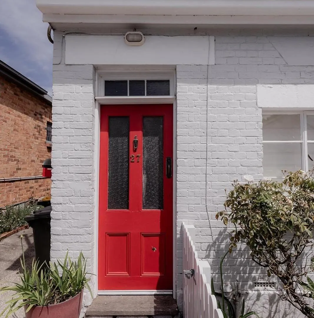 Stay Steps From Salamanca In Historical Cottage Hobart Vakantiehuis